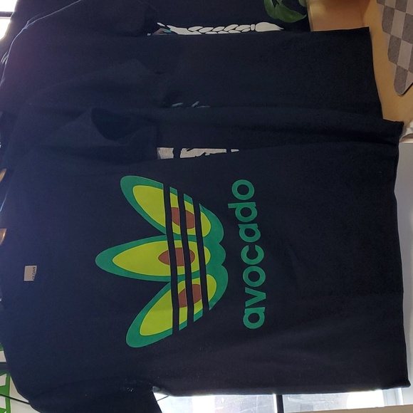 Tshirt - Picture 2 of 2